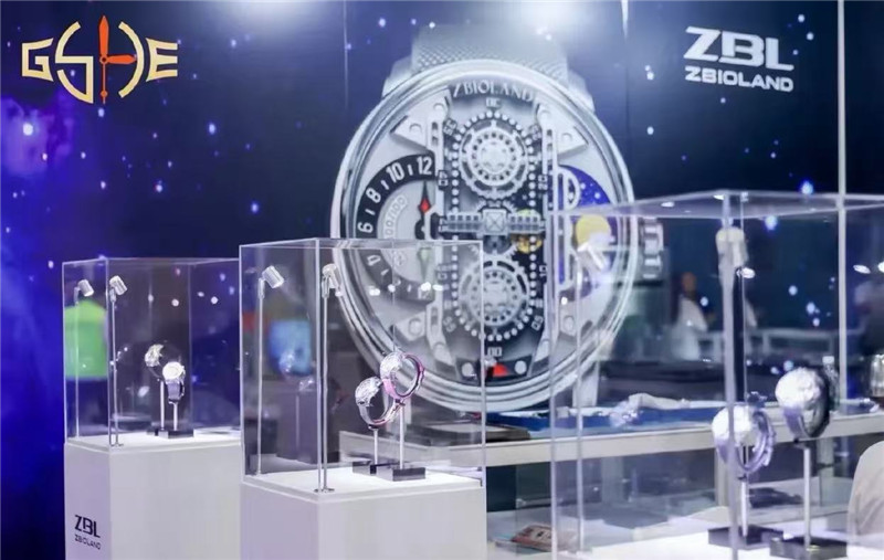 ZBL珍宝莱“时间机器”：2024 广州表展的璀璨新星